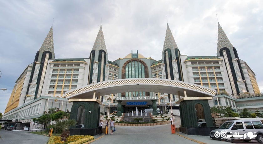 درب ورودی هتل دلفین ایمپریال